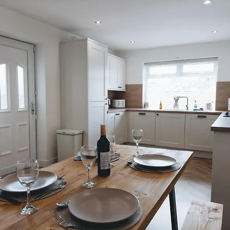 Nyaraló Cricketers View *